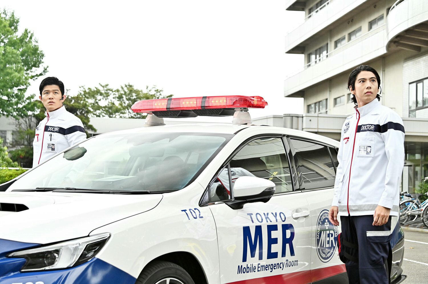 日劇∥Tokyo Mer 行動急診室(Tokyo Mer 走る緊急救命室)醫師直衝災難現場急救?!MER車上直接動手術? - 第5張圖