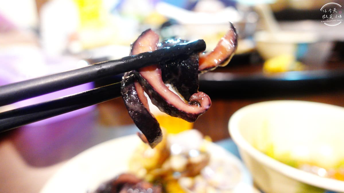 小琉球∥大頭山海產琉球店︱蜂巢蝦、魷香扣肉︱2人也能點餐︱平價海鮮︱小琉球當地特產︱小琉球必吃 17 Datou 18