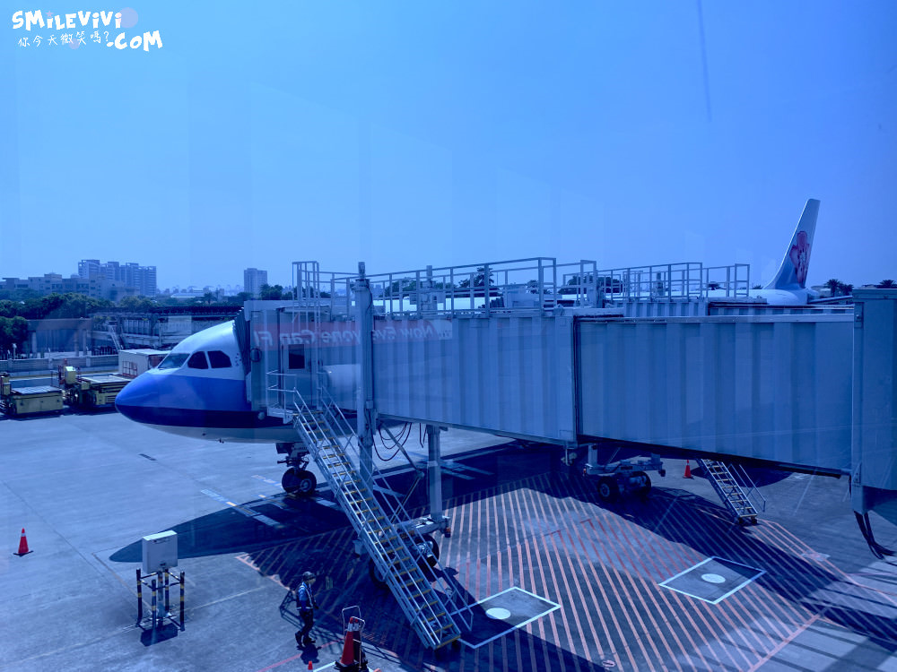 飛行∥華航商務艙∣高雄飛北海道新千歲機場商務艙體驗(China Airlines Business class)∣飛行體驗∣A330-300機型∣高雄商務艙 2 cicts 1