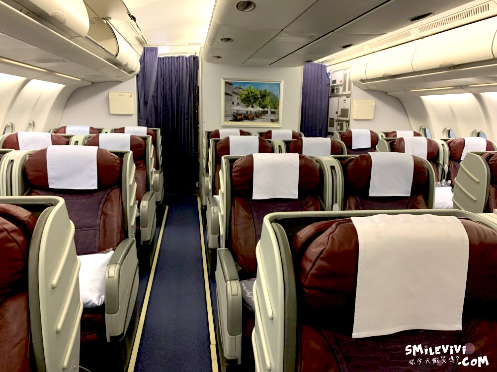 飛行∥華航商務艙∣高雄飛北海道新千歲機場商務艙體驗(China Airlines Business class)∣飛行體驗∣A330-300機型∣高雄商務艙 8 cicts 8