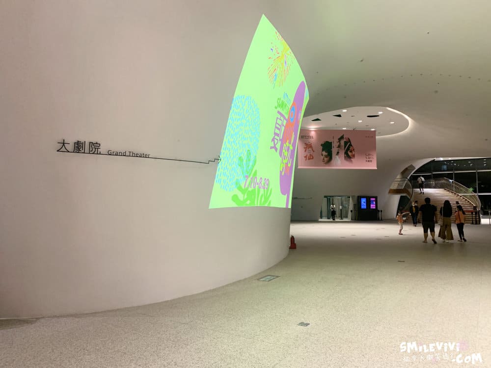 台中∥台中國家歌劇院，台中景點︱台中地標︱全球最難蓋的建築、美麗壯觀的新地標︱台中旅遊 8 National Taichung Theater 9