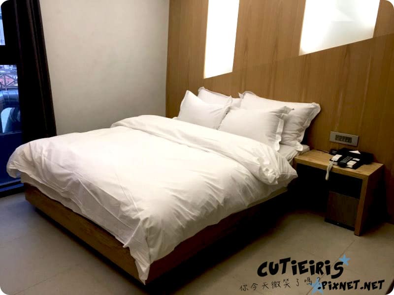 首爾江南飯店∥Richwell Hotel(리치웰 호텔)，一大床、兩小床房型︱江南飯店，CP值高、舒適乾淨，地鐵站旁︱首爾江南飯店、首爾飯店 41 double 2
