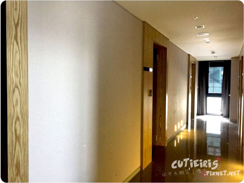 首爾江南飯店∥Richwell Hotel(리치웰 호텔)，一大床、兩小床房型︱江南飯店，CP值高、舒適乾淨，地鐵站旁︱首爾江南飯店、首爾飯店 36 double 6