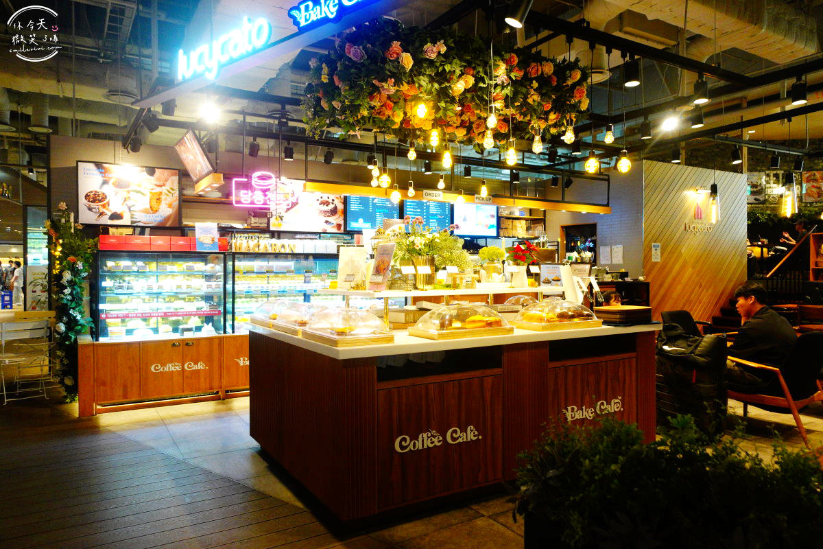 首爾∥LUCYCATO BACK CAFE(루시카토베이크카페)首爾咖啡廳︱龍山 I'PARK MALL︱彩虹蛋糕︱韓國咖啡廳 1 LUCYCATO 2