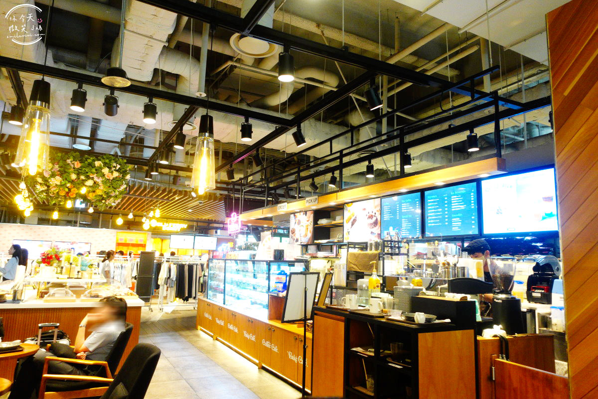 首爾∥LUCYCATO BACK CAFE(루시카토베이크카페)首爾咖啡廳︱龍山 I'PARK MALL︱彩虹蛋糕︱韓國咖啡廳 4 LUCYCATO 5