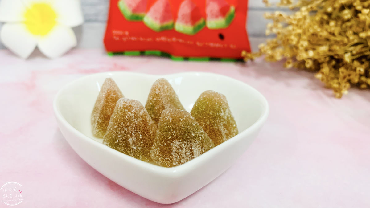 軟糖∥韓國軟糖Part 22之樂天微笑軟糖 JellyCious，西瓜口味、鯊魚棒草莓橘子口味︱韓國軟糖︱韓國零食軟糖 8 jellycious 6