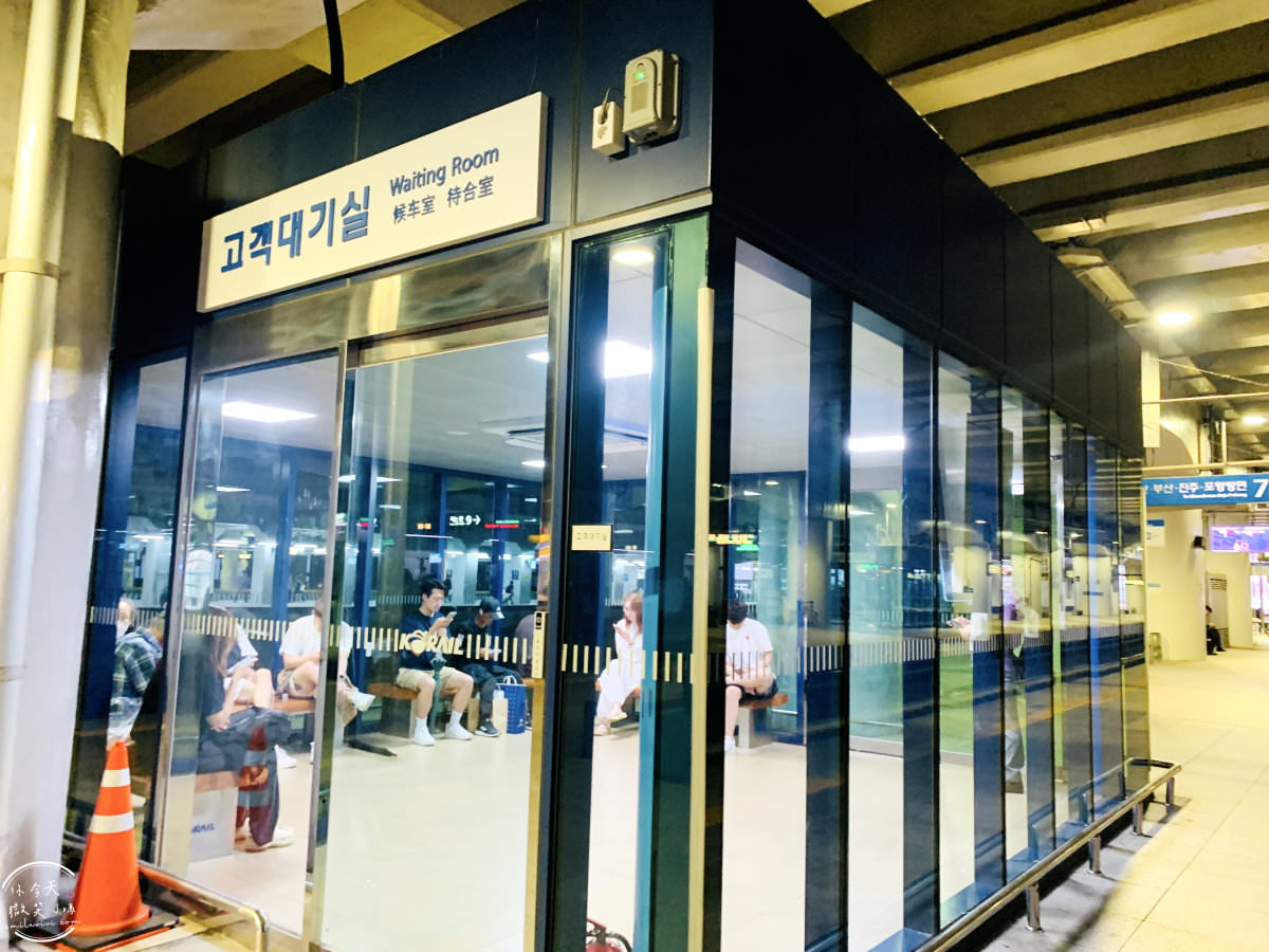 韓國SRT搭乘紀錄∥韓國高速鐵路SRT，SRT班次查詢，SRT時刻表︱SRT東大邱-釜山搭乘紀錄︱SRT高速列車︱東大邱站︱韓國高鐵(고속철도) 24 srt 21