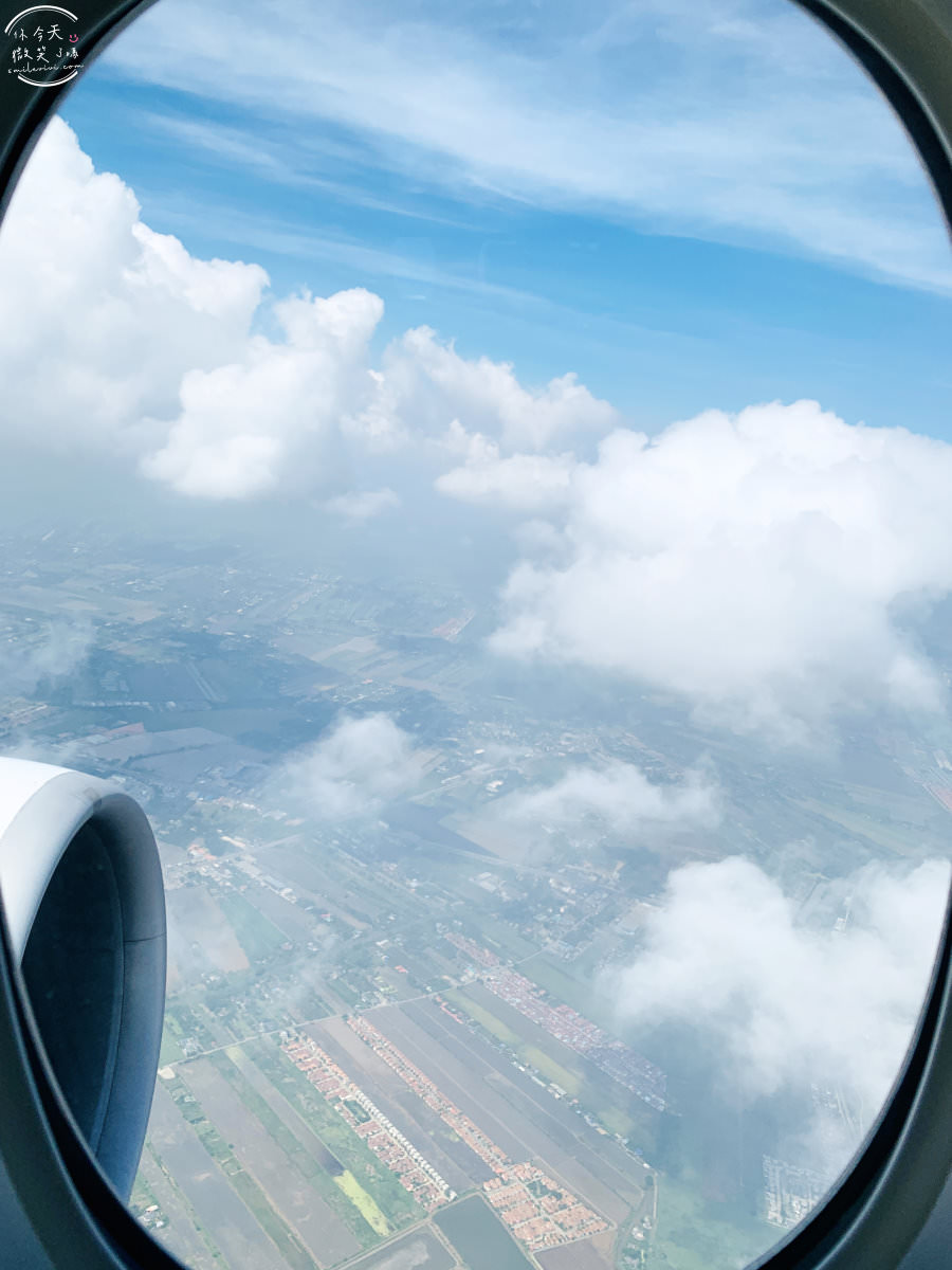 曼谷飛台北∥長榮BR212曼谷直飛桃園，商務艙︱商務艙飛行體驗、BKK-TPE飛行紀錄︱曼谷飛台北紀錄，長榮航空商務艙、經濟艙 38 BR212 39