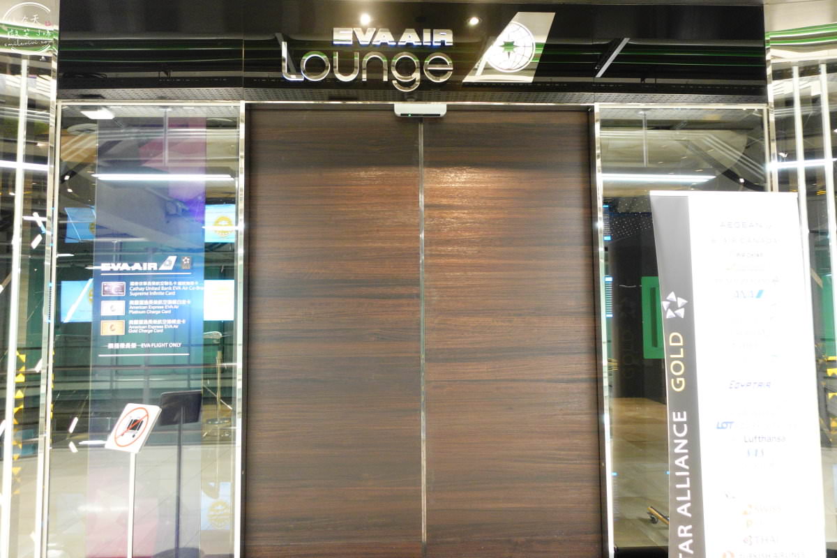 曼谷機場∥曼谷長榮貴賓室EVA Air Lounge，曼谷機場快速通關︱曼谷素萬那普機場出境大廳︱曼谷機場貴賓室，可看到飛機在旁邊︱BKK機場貴賓室︱機場貴賓室 31 bkk evaair lounge 15