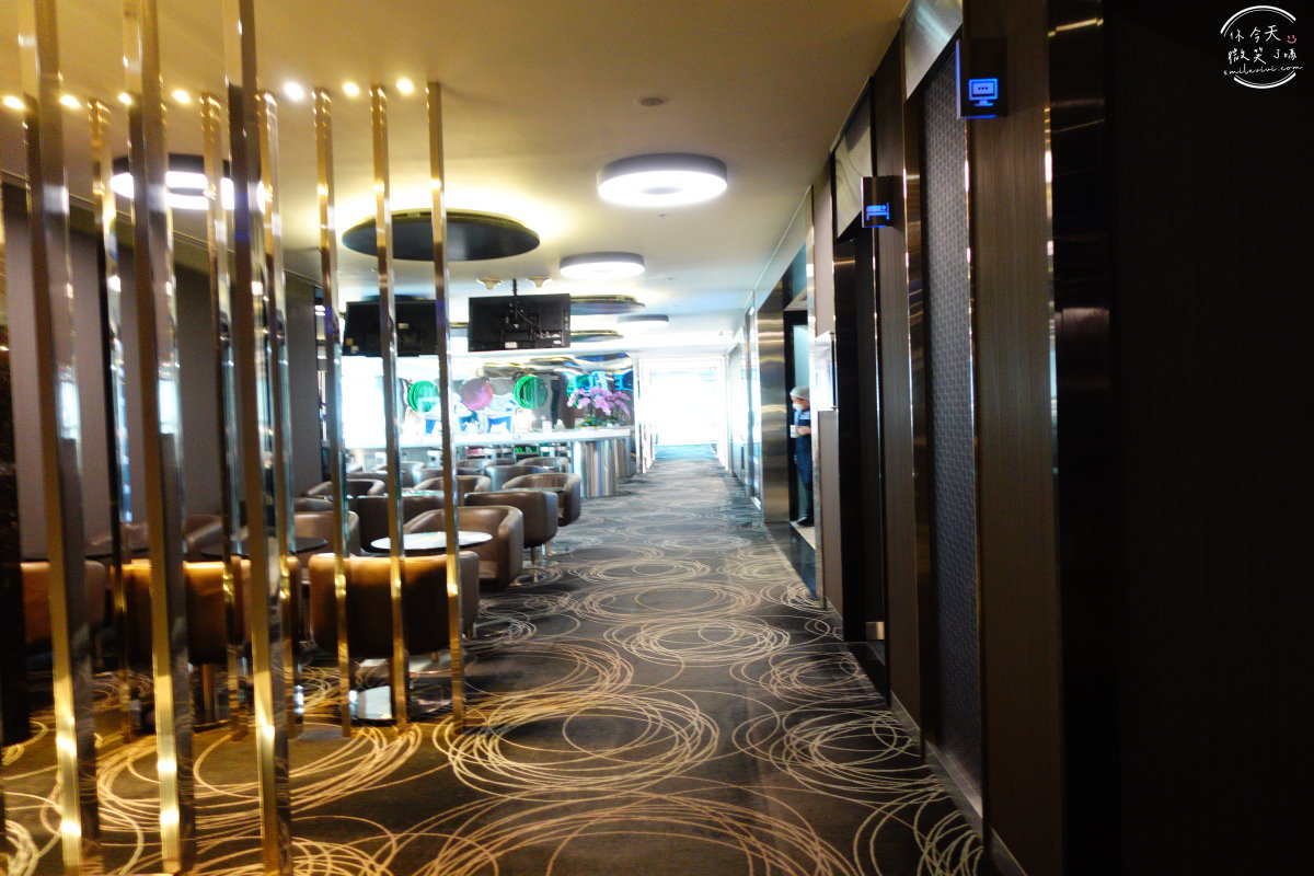 曼谷機場∥曼谷長榮貴賓室EVA Air Lounge，曼谷機場快速通關︱曼谷素萬那普機場出境大廳︱曼谷機場貴賓室，可看到飛機在旁邊︱BKK機場貴賓室︱機場貴賓室 36 bkk evaair lounge 20