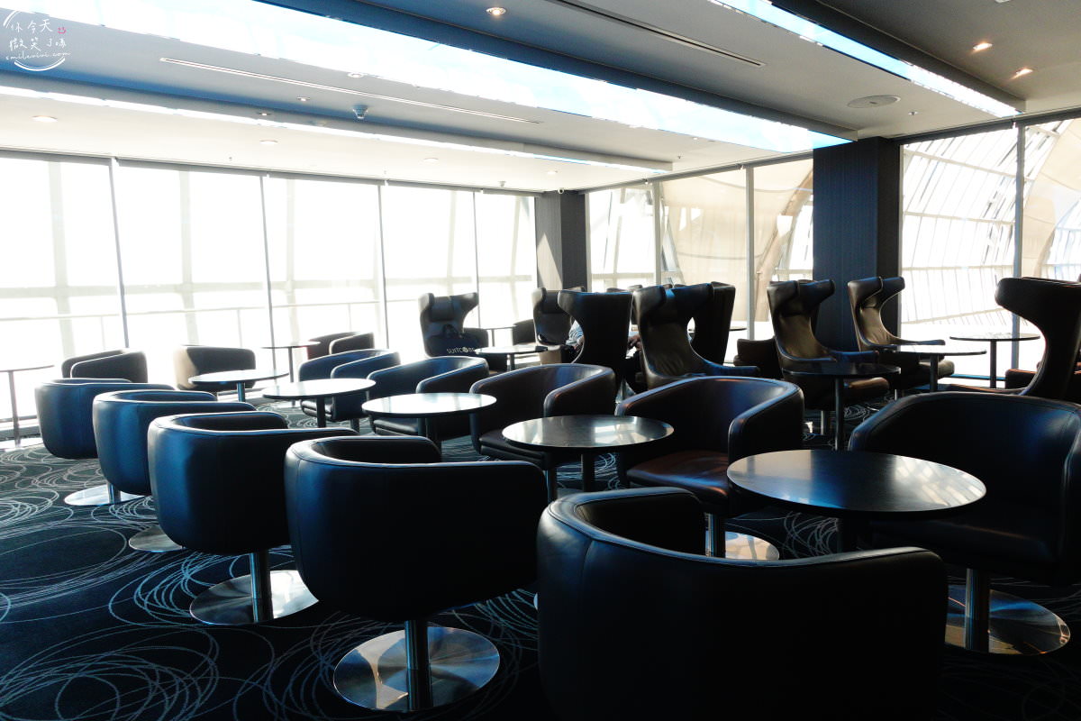 曼谷機場∥曼谷長榮貴賓室EVA Air Lounge，曼谷機場快速通關︱曼谷素萬那普機場出境大廳︱曼谷機場貴賓室，可看到飛機在旁邊︱BKK機場貴賓室︱機場貴賓室 41 bkk evaair lounge 25