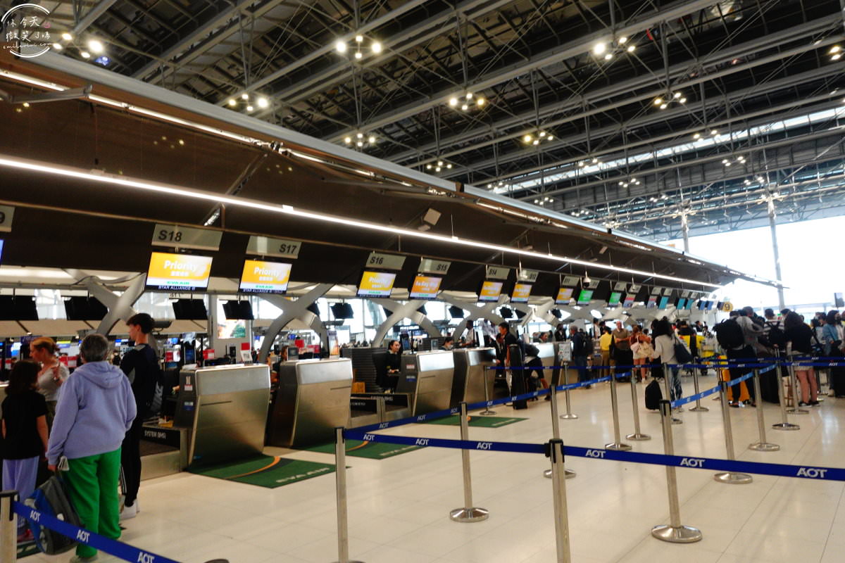 曼谷機場∥曼谷長榮貴賓室EVA Air Lounge，曼谷機場快速通關︱曼谷素萬那普機場出境大廳︱曼谷機場貴賓室，可看到飛機在旁邊︱BKK機場貴賓室︱機場貴賓室 7 bkk evaair lounge 80