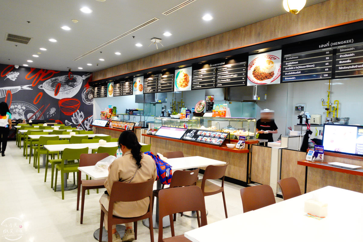 曼谷咖啡廳∥Bellinee's Bake & Brew@Fortune Town咖啡廳，曼谷早餐︱近喬德夜市，Phra Ram 9捷運站︱泰式粥品、滿滿蝦子，咖啡大折扣，價格便宜 3 BELLINEES 4