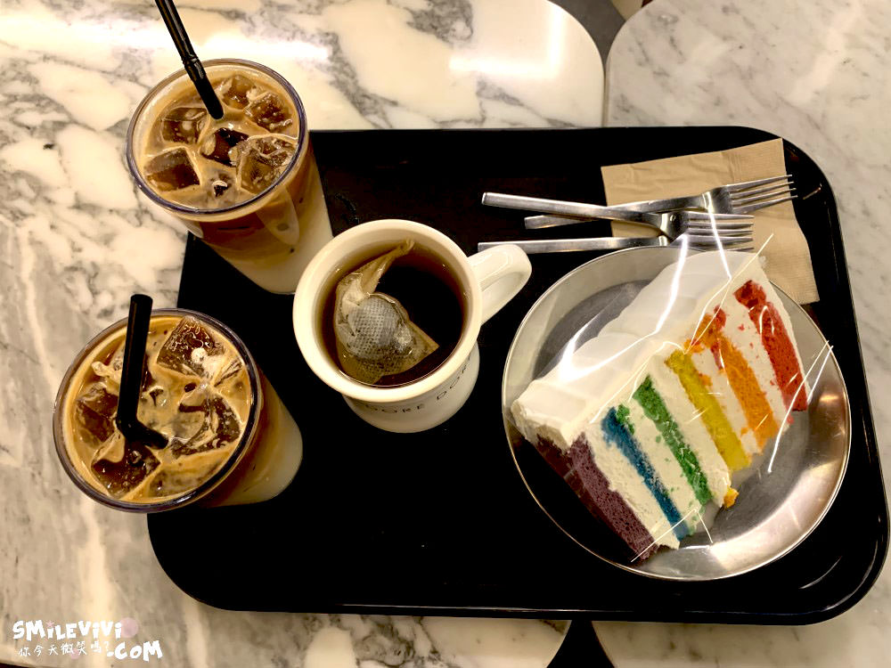 首爾咖啡廳∥DORÉ DORÉ咖啡廳店(도레도레 김포 롯데몰점)，必吃7色彩虹蛋糕︱首爾連鎖咖啡廳︱金浦機場樂天購物中心︱DOREDORE彩虹蛋糕︱首爾咖啡廳推薦 22 doredore 18