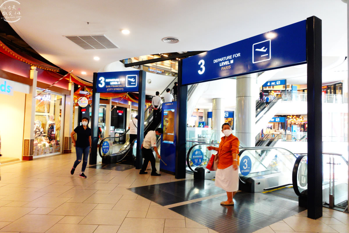 曼谷購物中心∥TERMINAL21 航站百貨，一層樓一個國家，樓層介紹︱品牌、美甲美容、餐廳、藥妝集結︱航站21機場購物中心︱曼谷ASOK必去、曼谷景點 60 Terminal 21 46