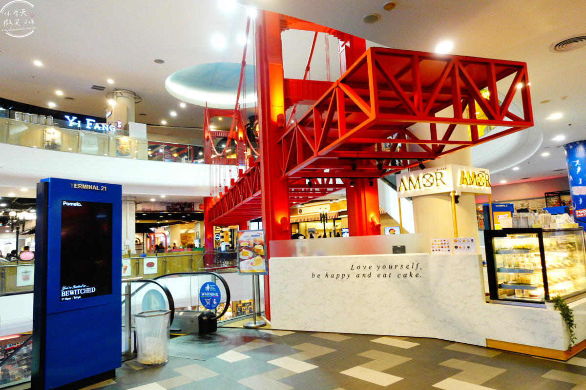 曼谷購物中心∥TERMINAL21 航站百貨，一層樓一個國家，樓層介紹︱品牌、美甲美容、餐廳、藥妝集結︱航站21機場購物中心︱曼谷ASOK必去、曼谷景點 63 Terminal 21 48