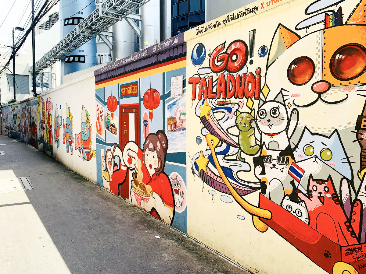 曼谷免費景點∥Talat Noi Street Art，塗鴉藝術小街︱網美打卡新景點彩繪巷，老巷弄超好拍，Ft.路邊街頭水果冰沙清涼美味︱曼谷石龍軍路、曼谷打卡景點 26 Talat Noi 30