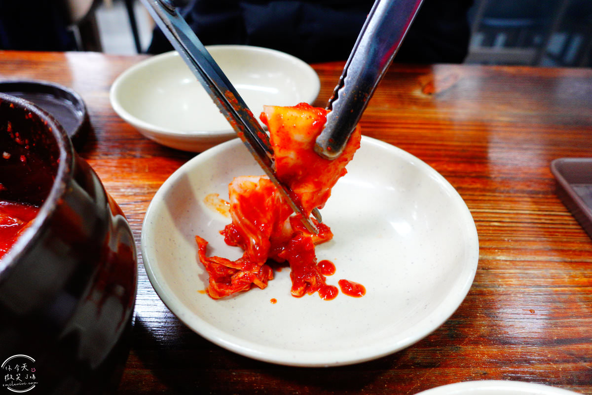 大田餐廳推薦∥OC刀削麵道龍店(오씨칼국수 도룡점),大田必吃刀削麵︱配有警語的泡菜、煎餅份量大,蛤蜊刀削麵鮮味滿滿︱大田必吃刀削麵名店︱大田餐廳 - 第10張圖