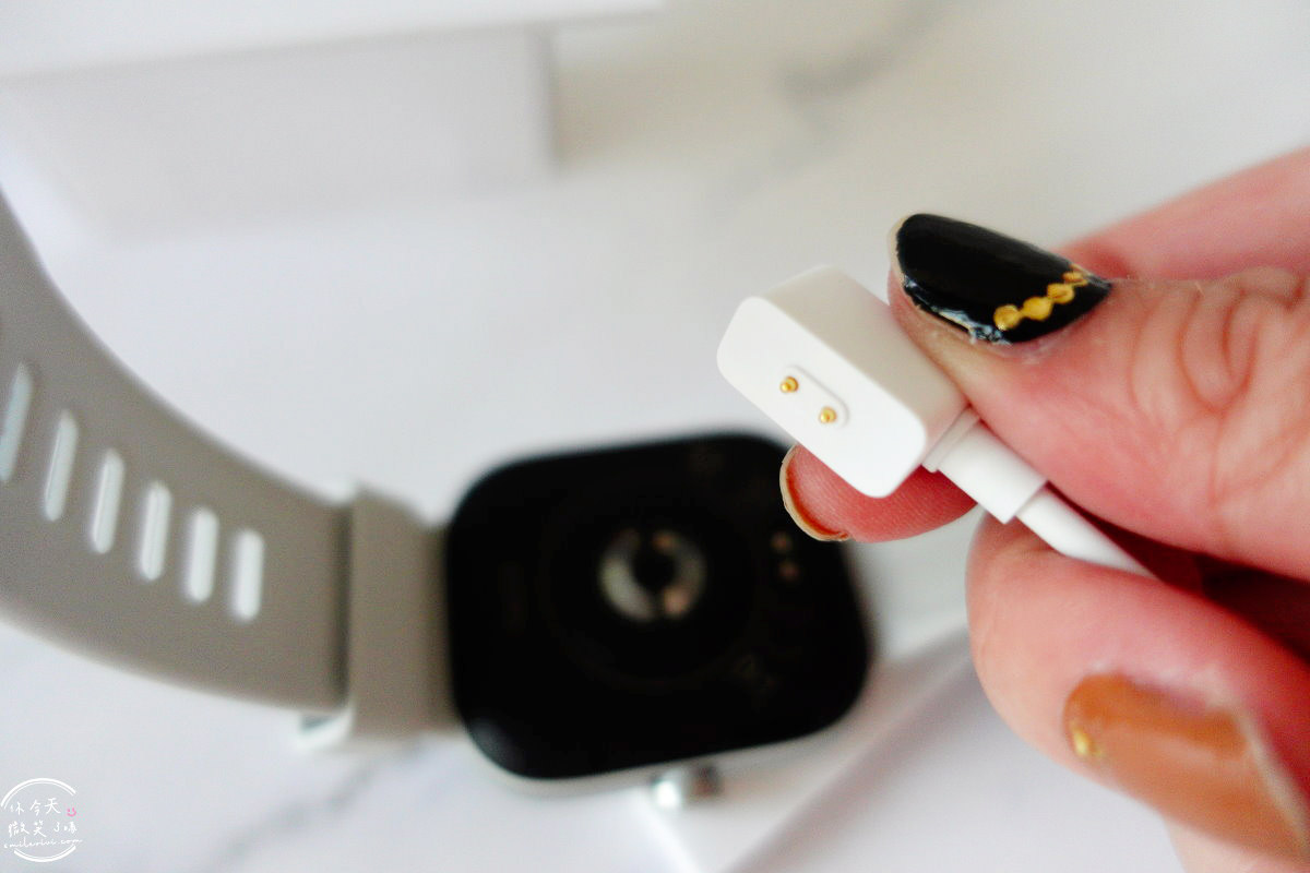 開箱心得∥Redmi Watch 4 紅米智能手錶，小米穿戴裝置︱大型1.97吋螢幕、電池續航力強︱簡單更換錶帶，iPhone藍牙連線︱可接收訊息、來電︱優缺點心得分享 14 Redmi 15
