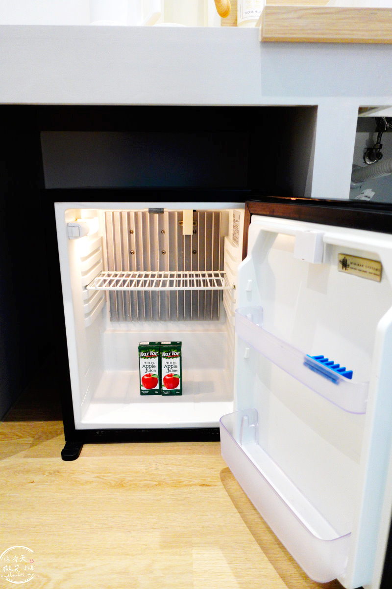 高雄住宿推薦∥河映宿沐 RiverTrees Hotel,愛河畔日系文青旅宿,高雄流行音樂中心旁,演唱會住宿推薦!紅白酒無限暢飲太幸福!高質感雙人房,各種房型一次看︱近捷運鹽埕埔站、輕軌真愛碼頭站 - 第36張圖