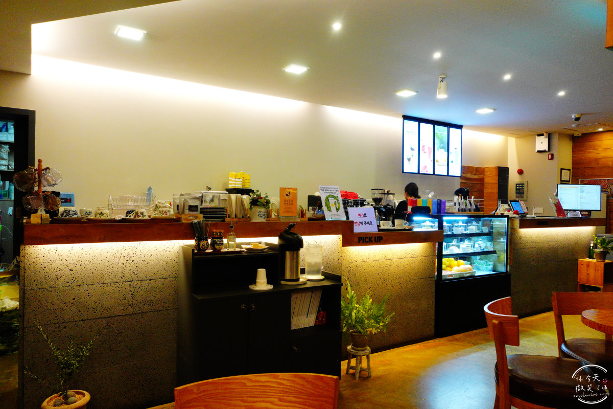大邱東城路∥咖啡名家半月堂店(커피명가반월당점),冬季限定草莓夾層蛋糕︱滿滿新鮮草莓,草莓控必來︱東城路咖啡廳,韓國咖啡廳︱大邱咖啡廳 - 第8張圖