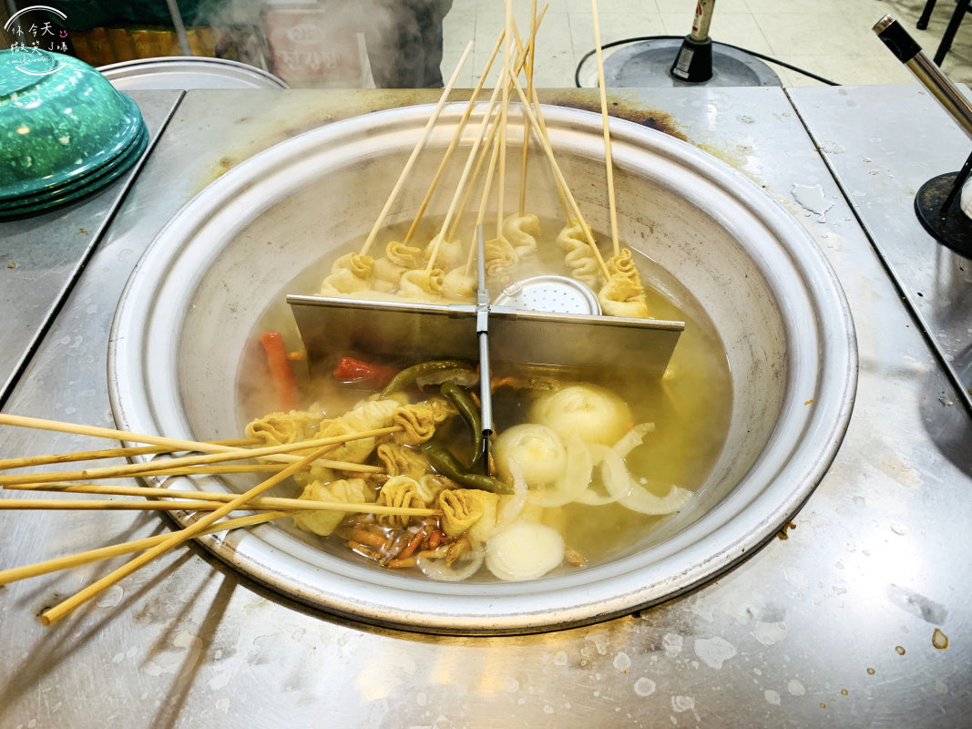 大邱餐廳推薦∥張女士的樹葉手工餃(장여사의 나뭇잎 손만두),玩什麼好呢、白鐘元的三大天王推薦餐廳︱葉子造型手工餃、辣味黑輪魚板︱嗜辣者必吃大邱美食︱大邱美食餐廳 - 第9張圖