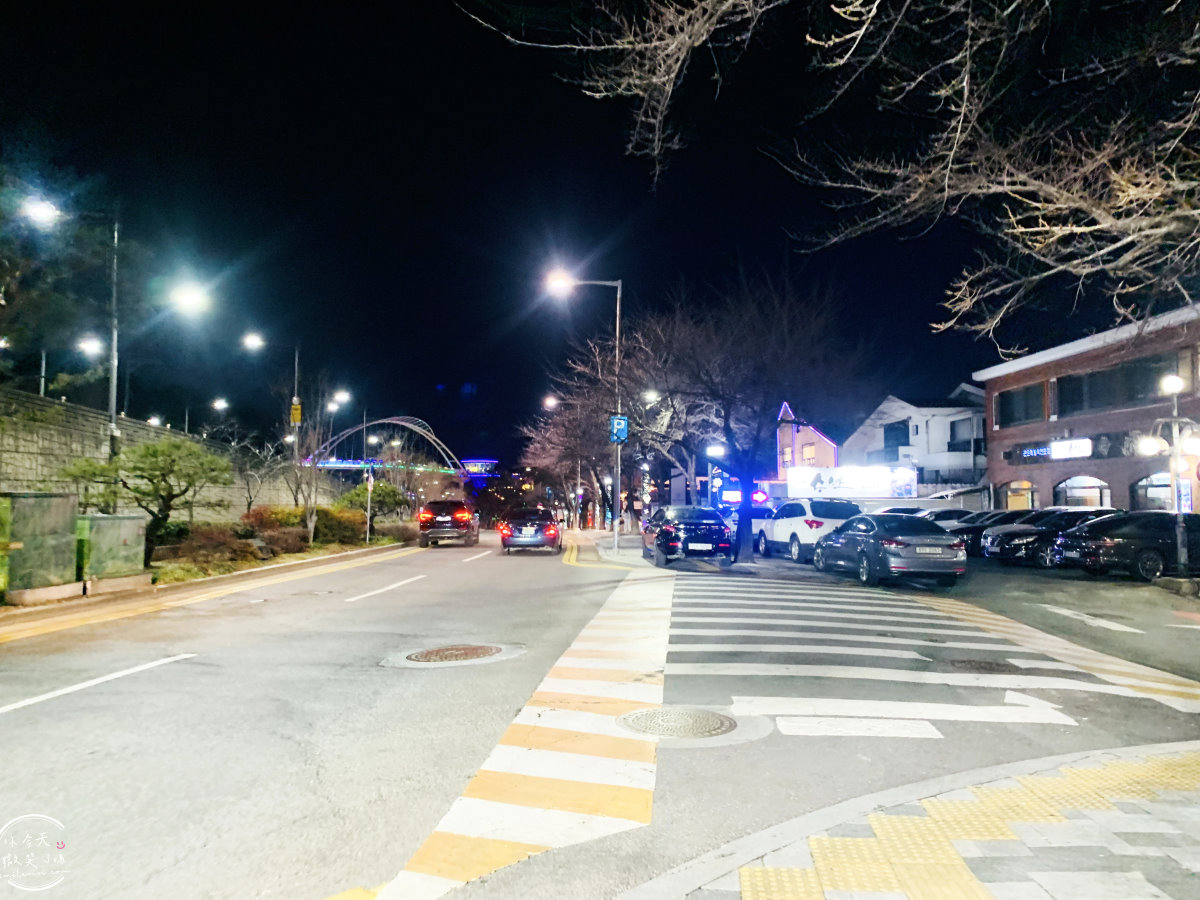 大邱前山日落觀景台(앞산해넘이전망대)∥不花錢也能欣賞夜景和日落,欣賞燈火通明的大邱全景︱大邱免費夜景景點、最壯觀的日落美景地點︱大邱景點 - 第2張圖