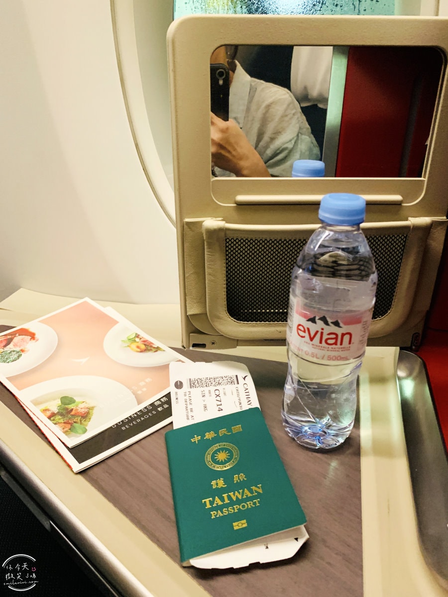 國泰CX714商務艙∥國泰航空新加坡飛香港商務艙飛行體驗︱國泰航空CX714商務艙體驗,平臥睡床躺平從新加坡睡到香港︱飛行中的極致享受,A350機型︱SIN-HKG飛行紀錄 - 第13張圖