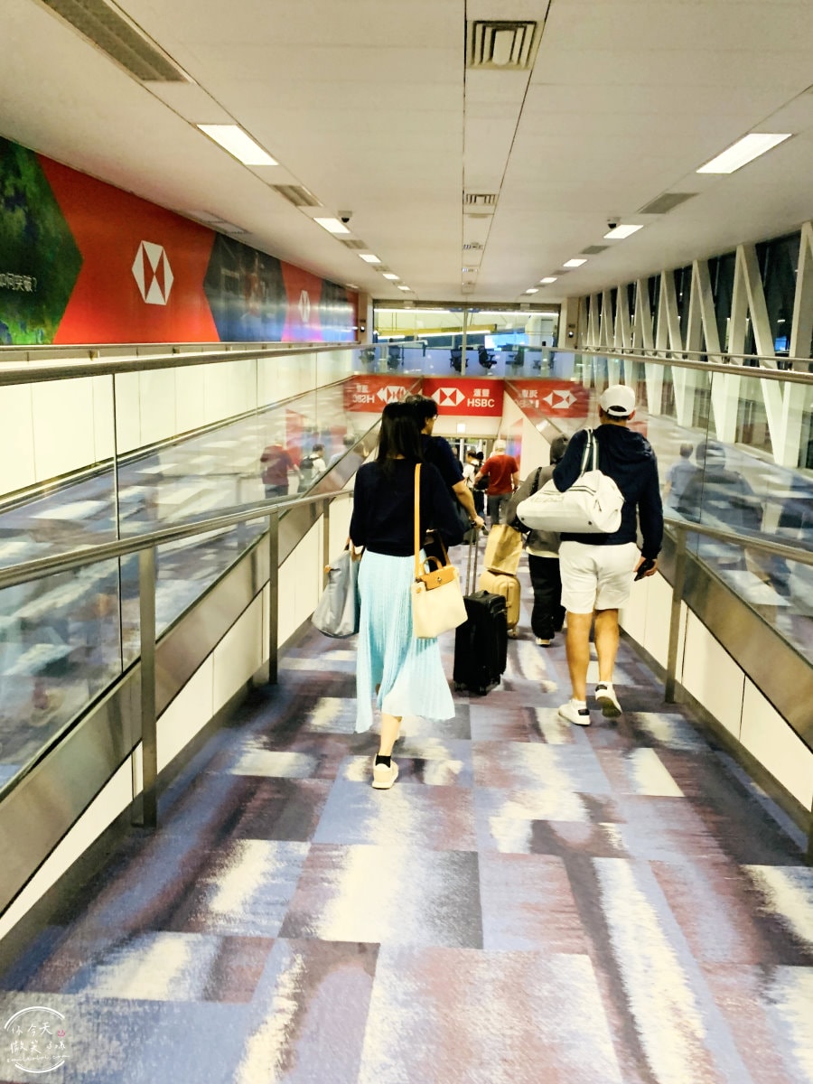 國泰CX714商務艙∥國泰航空新加坡飛香港商務艙飛行體驗︱國泰航空CX714商務艙體驗,平臥睡床躺平從新加坡睡到香港︱飛行中的極致享受,A350機型︱SIN-HKG飛行紀錄 - 第42張圖