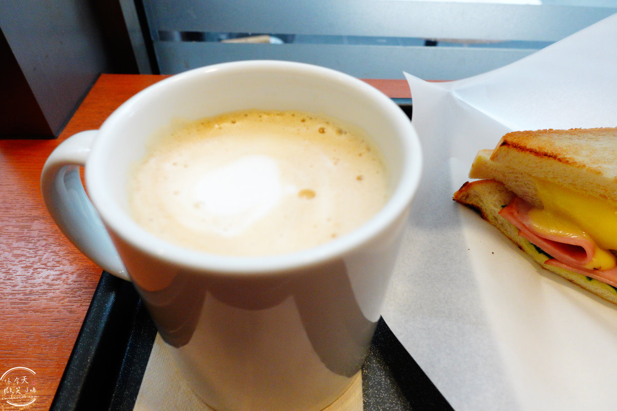 福岡早餐新選擇∥Caffe Veloce中洲川端站前店的美味體驗︱香濃莫札瑞拉火腿三明治、熱拿鐵︱中洲川端通商店街︱日本早餐 - 第20張圖