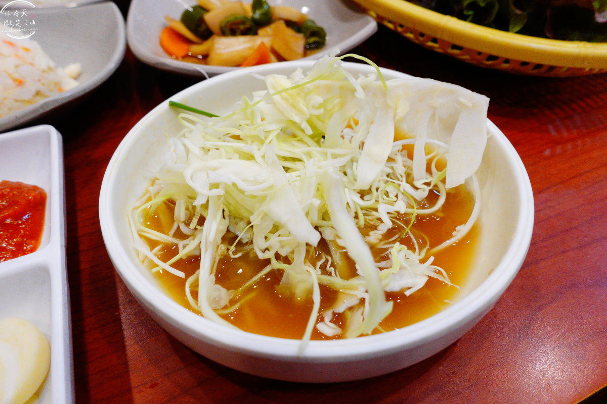 馬場排骨本店∥首爾馬場排骨本店(마장갈비본점)馬場站(마장역)炭火烤肉店︱電影超完美殺手拍攝地,比臉還大的牛王排骨、五花肉︱首爾美食、首爾烤肉店 - 第15張圖
