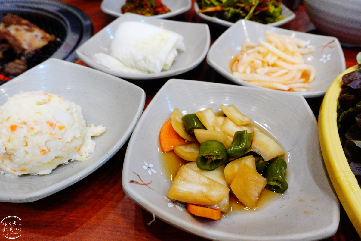 馬場排骨本店∥首爾馬場排骨本店(마장갈비본점)馬場站(마장역)炭火烤肉店︱電影超完美殺手拍攝地,比臉還大的牛王排骨、五花肉︱首爾美食、首爾烤肉店 - 第8張圖