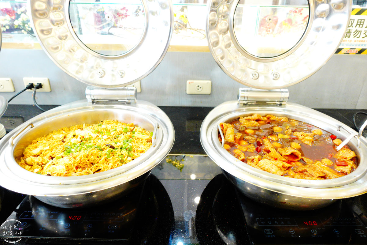貴族世家台南新營店∥台南新營餐廳推薦,完美用餐體驗︱貴族世家菜單價位,各種排餐、自助式吃到飽,免費停車場︱貴族世家牛排台南新營鮮饌館 - 第13張圖