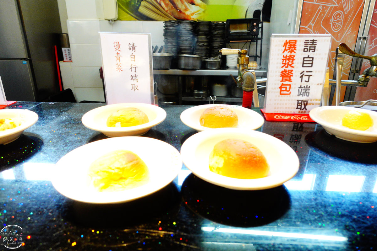 貴族世家台南新營店∥台南新營餐廳推薦,完美用餐體驗︱貴族世家菜單價位,各種排餐、自助式吃到飽,免費停車場︱貴族世家牛排台南新營鮮饌館 - 第44張圖
