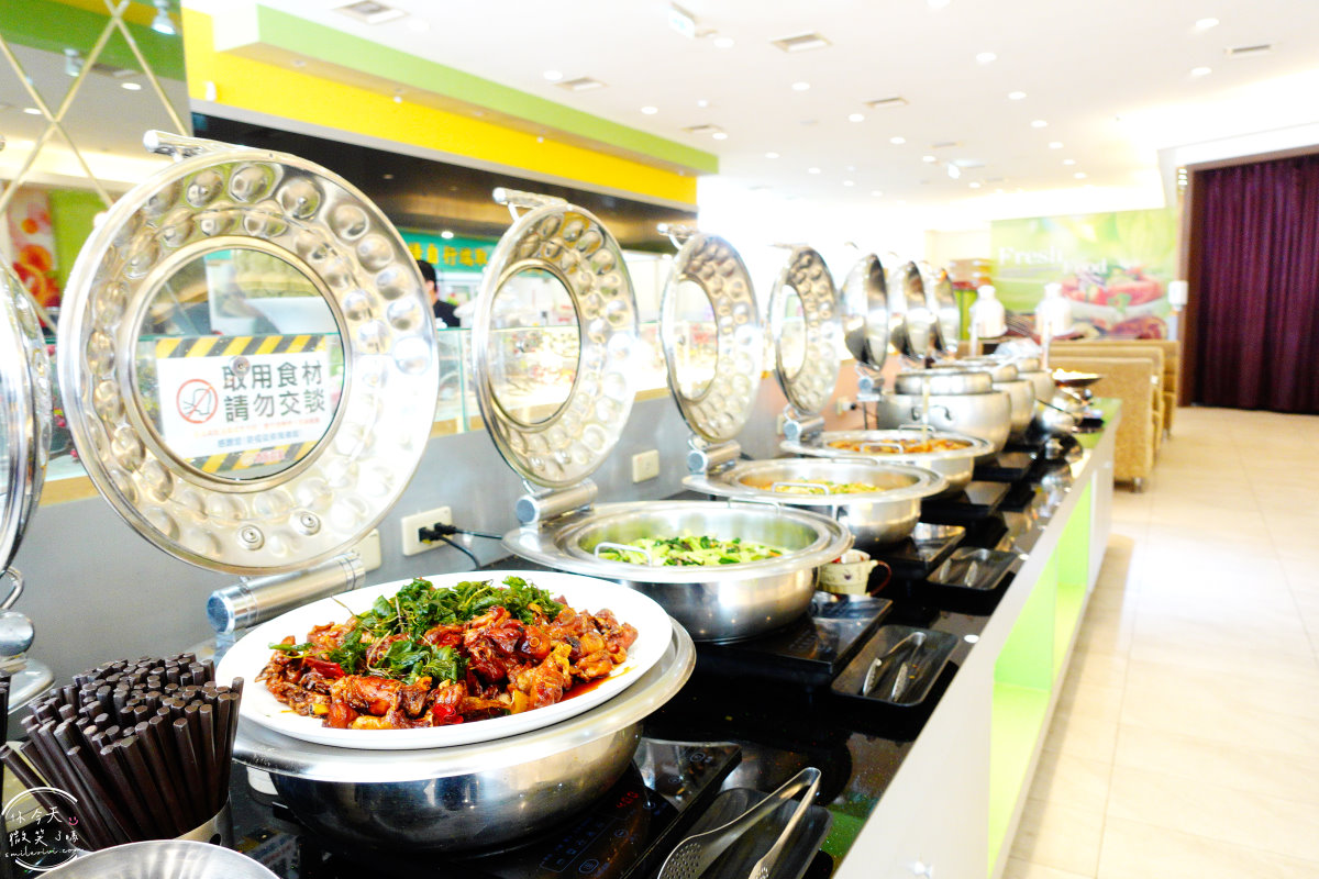 貴族世家台南新營店∥台南新營餐廳推薦,完美用餐體驗︱貴族世家菜單價位,各種排餐、自助式吃到飽,免費停車場︱貴族世家牛排台南新營鮮饌館 - 第9張圖