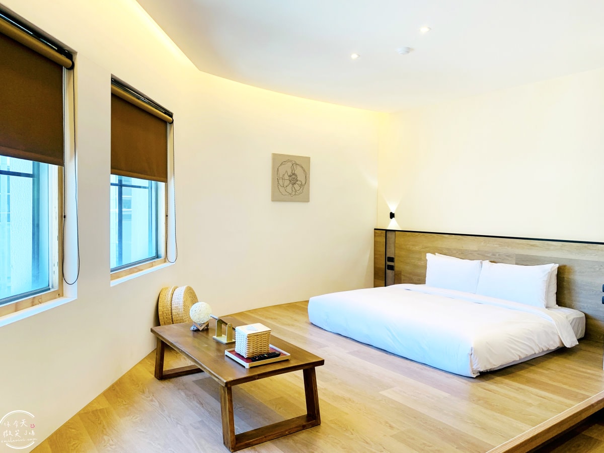 高雄住宿推薦∥河映宿沐 RiverTrees Hotel,愛河畔日系文青旅宿,高雄流行音樂中心旁,演唱會住宿推薦!紅白酒無限暢飲太幸福!高質感雙人房,各種房型一次看︱近捷運鹽埕埔站、輕軌真愛碼頭站 - 第42張圖