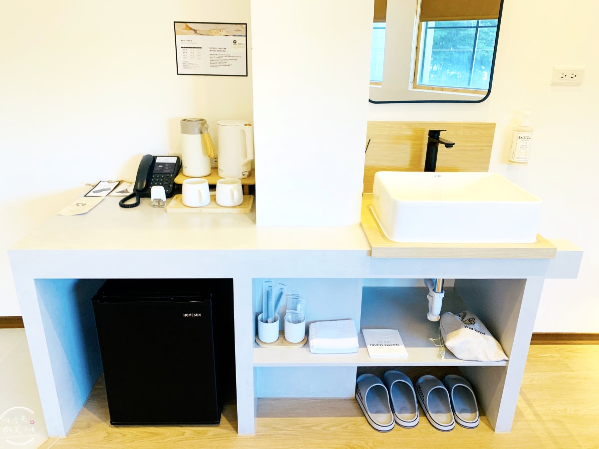 高雄住宿推薦∥河映宿沐 RiverTrees Hotel,愛河畔日系文青旅宿,高雄流行音樂中心旁,演唱會住宿推薦!紅白酒無限暢飲太幸福!高質感雙人房,各種房型一次看︱近捷運鹽埕埔站、輕軌真愛碼頭站 - 第46張圖
