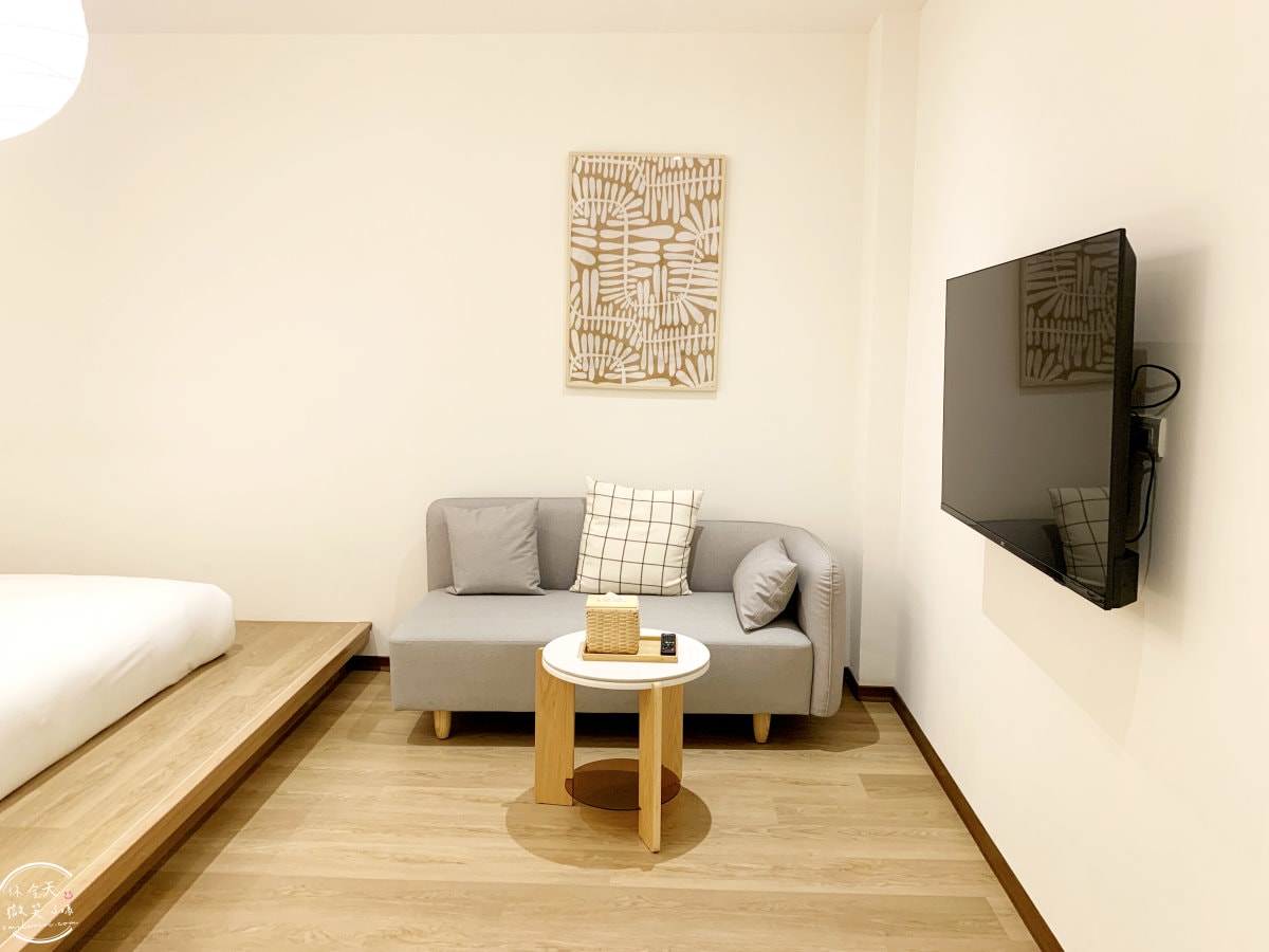 高雄住宿推薦∥河映宿沐 RiverTrees Hotel,愛河畔日系文青旅宿,高雄流行音樂中心旁,演唱會住宿推薦!紅白酒無限暢飲太幸福!高質感雙人房,各種房型一次看︱近捷運鹽埕埔站、輕軌真愛碼頭站 - 第57張圖