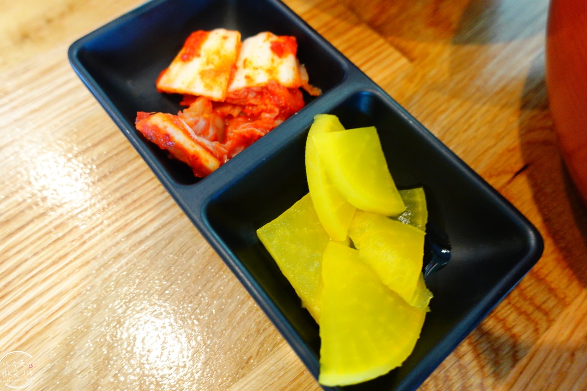 大田夾縫拉麵飯捲∥大田站美食廣場,比辛拉麵還辣的泡麵:夾縫拉麵飯捲(틈새라면 대전역사점)︱可自行選擇辣度的泡麵︱從不平凡的美食體驗開始:在大田站進行火辣挑戰 - 第18張圖