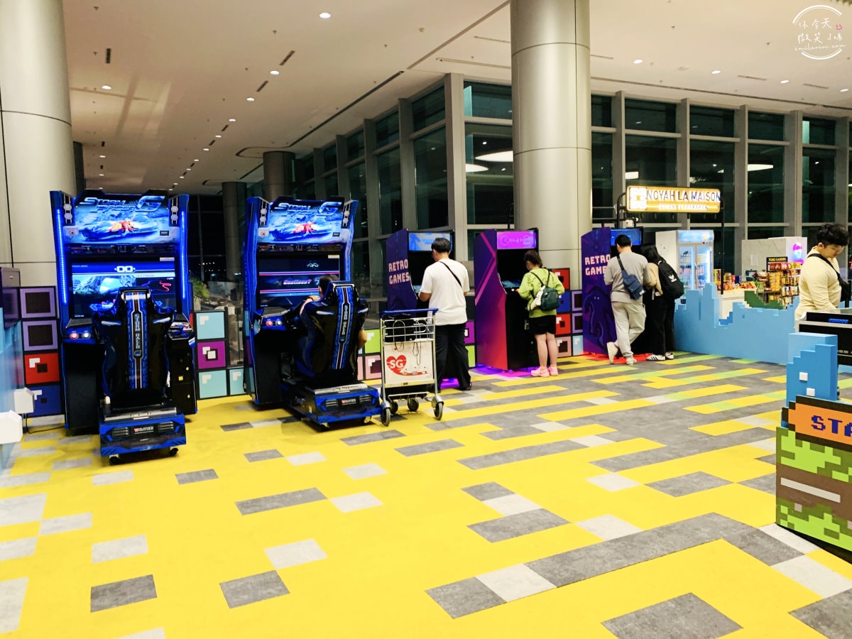 樟宜機場第四航廈∥新加坡樟宜機場,國泰航空辦理報到、搭乘國泰航空︱機場內繽紛土生華人屋︱新加坡地鐵搭接駁車至第四航廈T4路線︱第四航廈T4接駁車 - 第48張圖