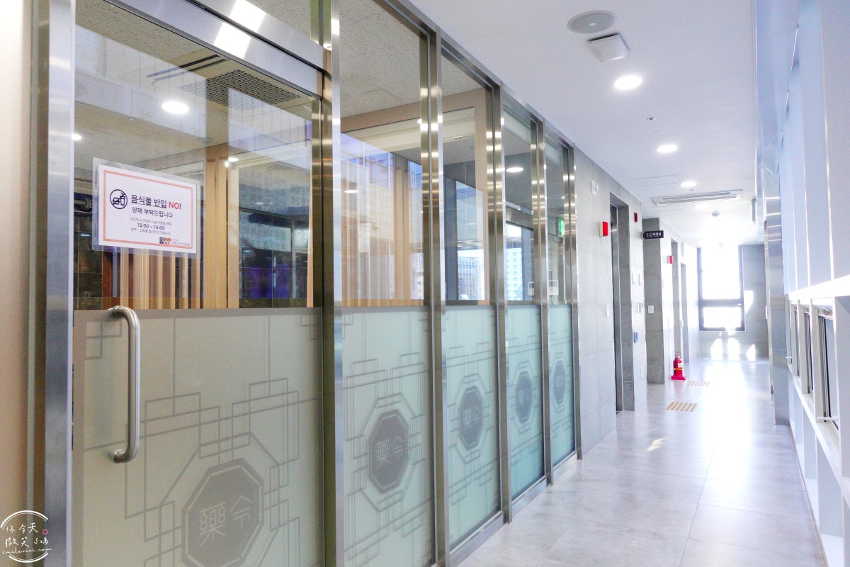 大邱韓方醫療體驗城∥大邱健康之旅,韓方醫療體驗塔(한방의료체험타운)傳統韓醫與現代健康管理的完美結合︱免費檢測,付費泡腳、美容檢測︱大邱景點、大邱東城路 - 第34張圖
