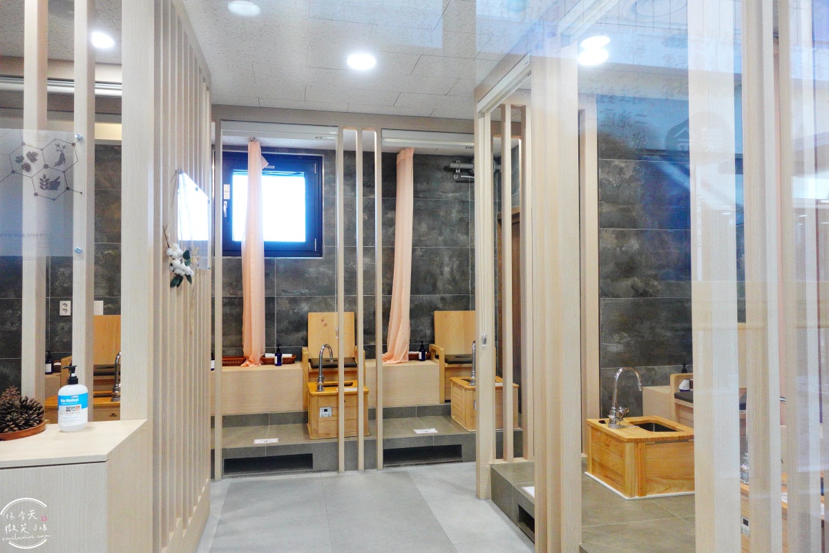 大邱韓方醫療體驗城∥大邱健康之旅,韓方醫療體驗塔(한방의료체험타운)傳統韓醫與現代健康管理的完美結合︱免費檢測,付費泡腳、美容檢測︱大邱景點、大邱東城路 - 第36張圖