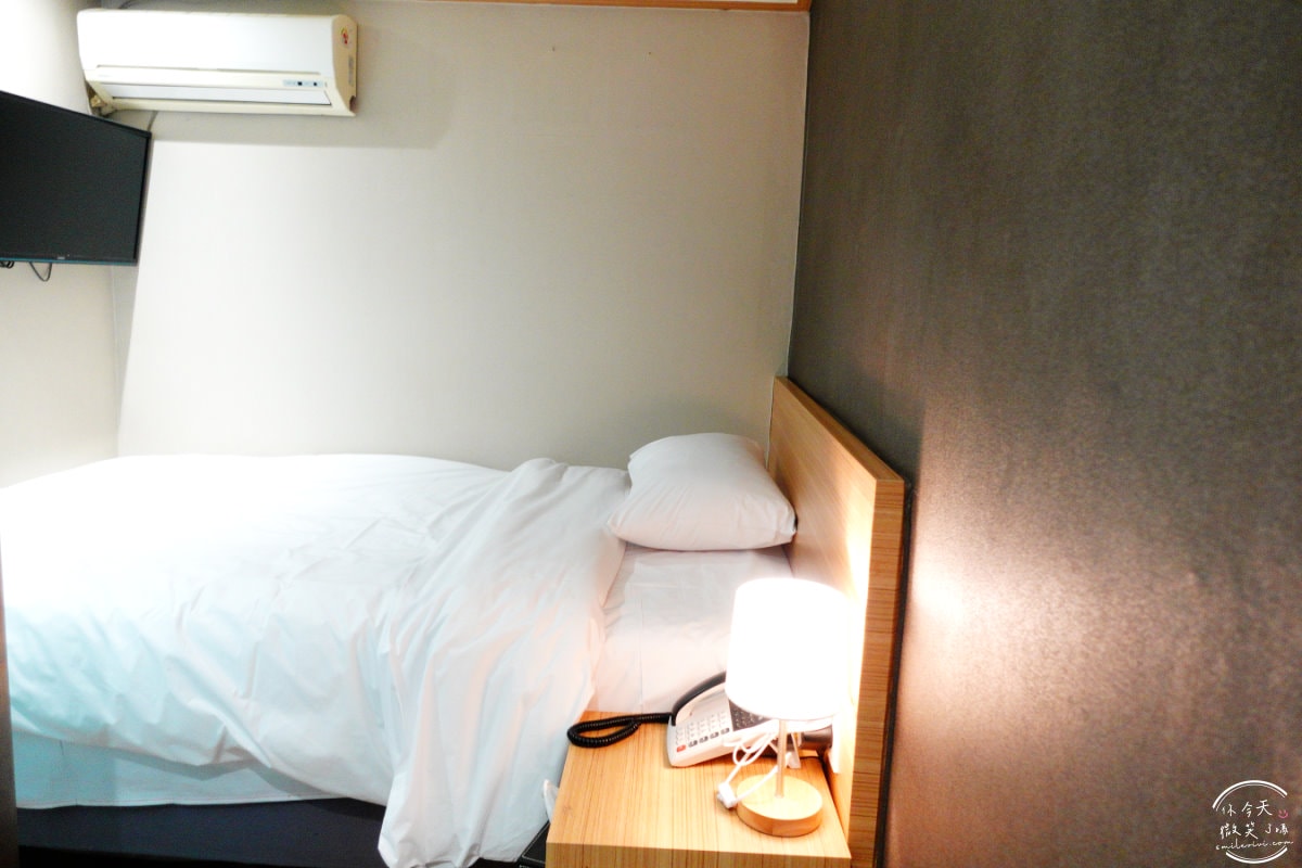 About Stay Seoul首爾站∥어바웃스테이 서울역精緻空間與絕佳地點,首爾一人住宿︱步行即達首爾站,首爾站12號出口,便宜平價舒適︱首爾站住宿選擇,首爾關於住宿飯店 - 第12張圖