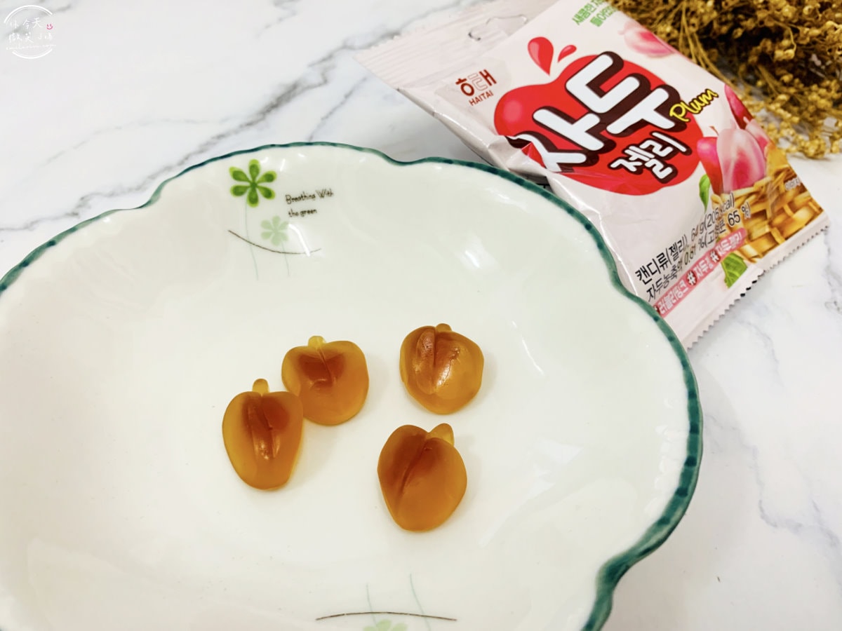 韓國水果軟糖∥Haitai海太李子軟糖(자두젤리)、ORION好麗友黃桃軟糖(황도알맹이)︱酸甜果香在嘴中綻放!韓國軟糖,酸甜水果軟糖︱軟糖控必吃 - 第5張圖