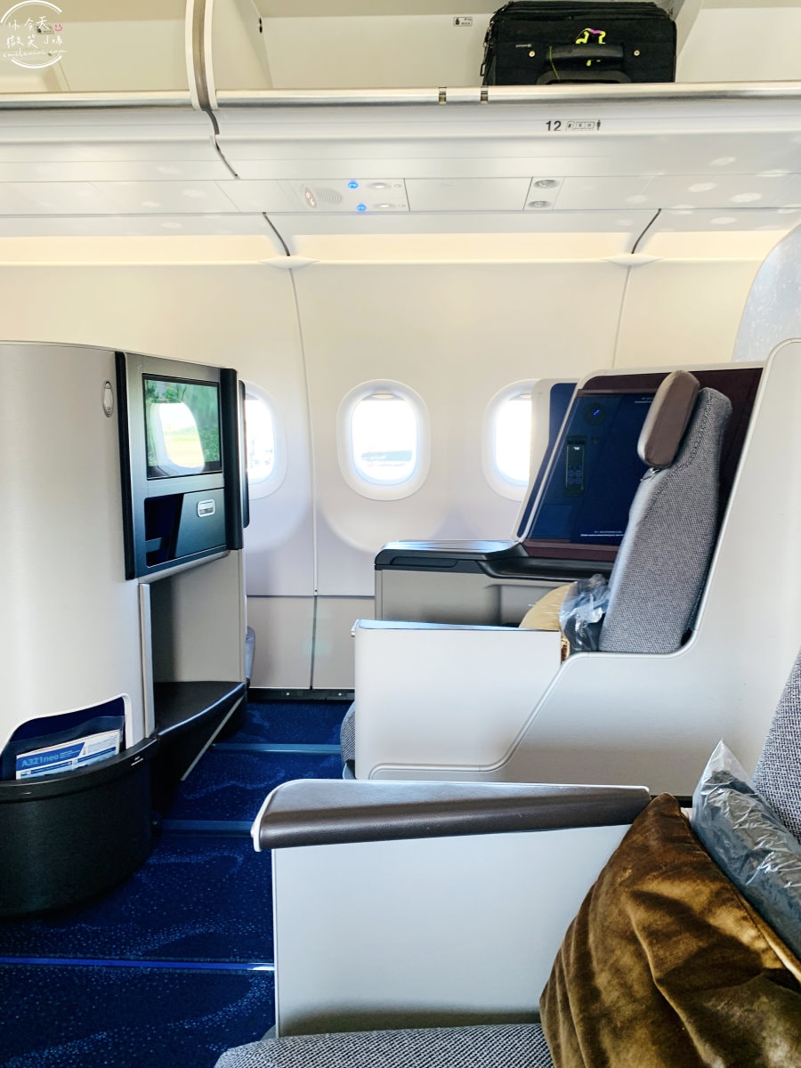 華航CI176商務艙∥A321neo機型、高雄直飛關西大阪奢華享受,中華航空商務艙︱華航聯手東京名店燈燈庵,JIA聯名設計餐具,華航商務艙飛行體驗,高雄直飛大阪心得︱高雄飛行體驗 - 第16張圖