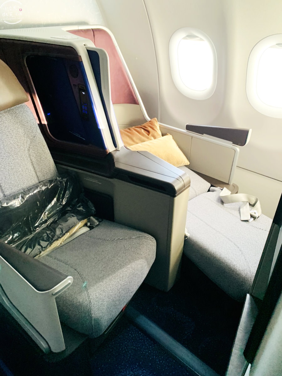 華航CI176商務艙∥A321neo機型、高雄直飛關西大阪奢華享受,中華航空商務艙︱華航聯手東京名店燈燈庵,JIA聯名設計餐具,華航商務艙飛行體驗,高雄直飛大阪心得︱高雄飛行體驗 - 第60張圖