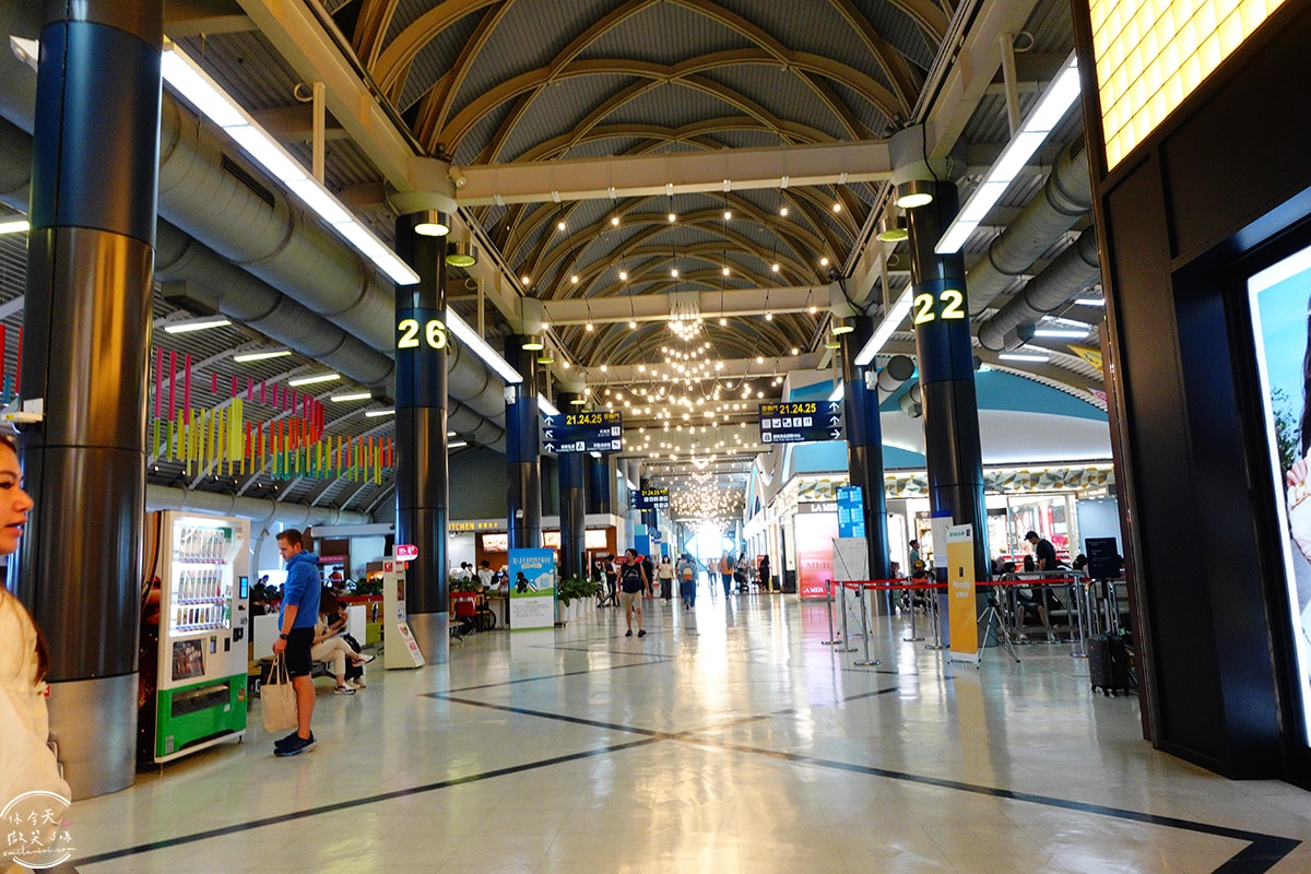 高雄國際機場完整攻略∥高雄國際機場國際線航廈,餐廳、出境設施、報到櫃台︱高雄機場出國流程、回國流程︱高雄機場超詳細懶人包 - 第53張圖