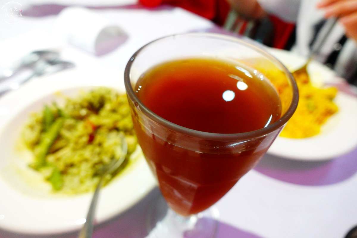 耶蔬蔬食美式餐廳∥高雄素食餐廳,六合路上,素食界麥當勞︱肉食者也愛上的素食天堂,義大利麵、燉飯、漢堡、薯條都是素!只收現金,高雄耶蔬帶來素食餐點新體驗 - 第23張圖