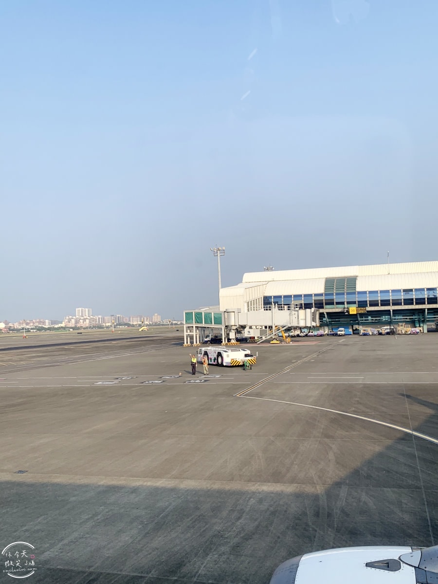 長榮BR172∥長榮航空高雄到仁川經濟艙,飛行紀錄︱兒童餐打造親子專屬美食,飛行中的小幸福︱高雄直飛仁川,長榮航空BR172機型A321 - 第12張圖