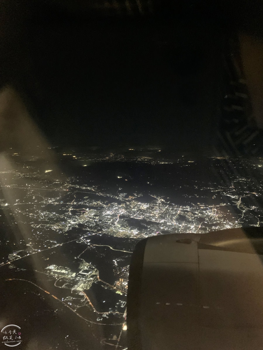 長榮BR172∥長榮航空高雄到仁川經濟艙,飛行紀錄︱兒童餐打造親子專屬美食,飛行中的小幸福︱高雄直飛仁川,長榮航空BR172機型A321 - 第22張圖